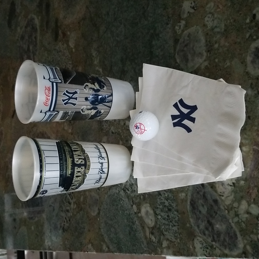 NY Yankees Memorabilia - Picture 1 of 8